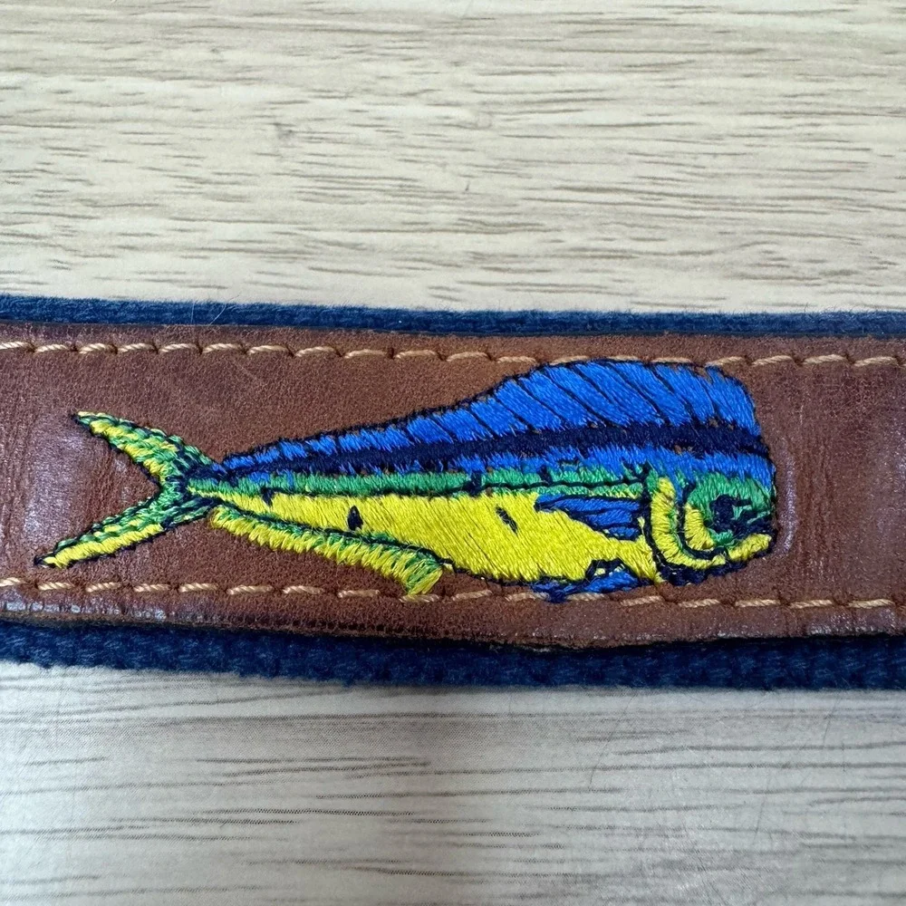 World Wide Sportsman Belt Men's Size 32 Mahi Mahi Dolphin Fish Brown Leather USA